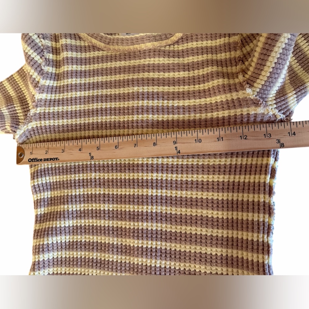 We The Free Pretty Little Thermal Long Sleeve Top Size Small Yellow Brown - Picture 12 of 13